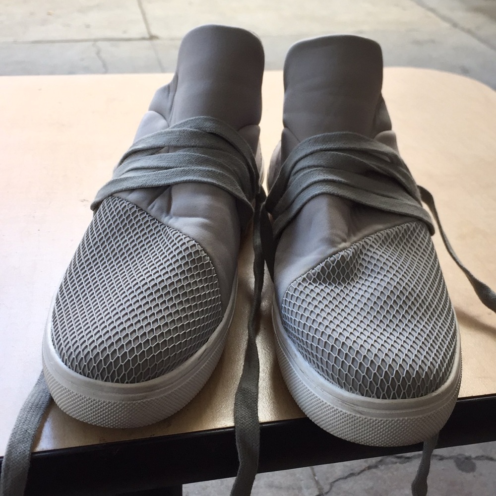 STEVE MADDEN
